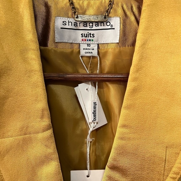 Vintage Sharagano Gold Asian Inspired Blazer - Picture 5 of 7